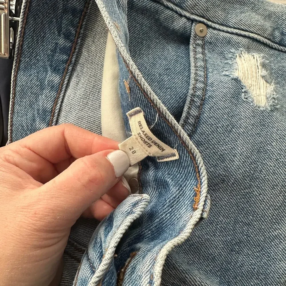 Madewell Relaxed Denim Shorts Size 28 Womens Distressed Jean